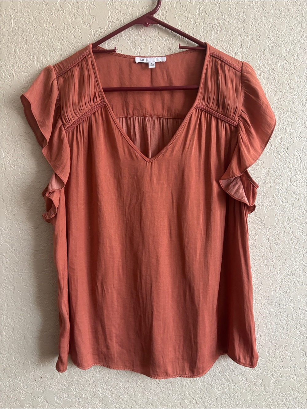DR2 Rust V-Neck Flutter Sleeve Blouse